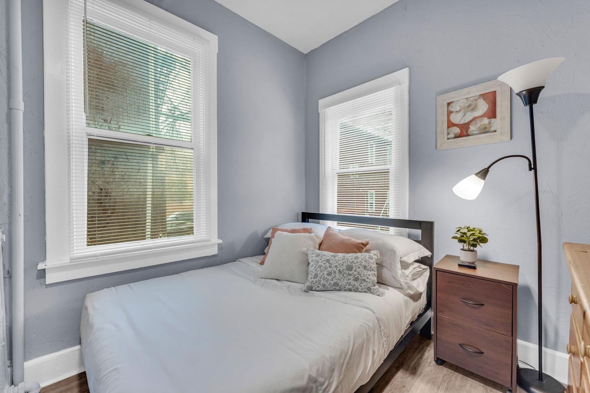 Historic Cozy Haven In Little Italy Cleveland Exterior foto